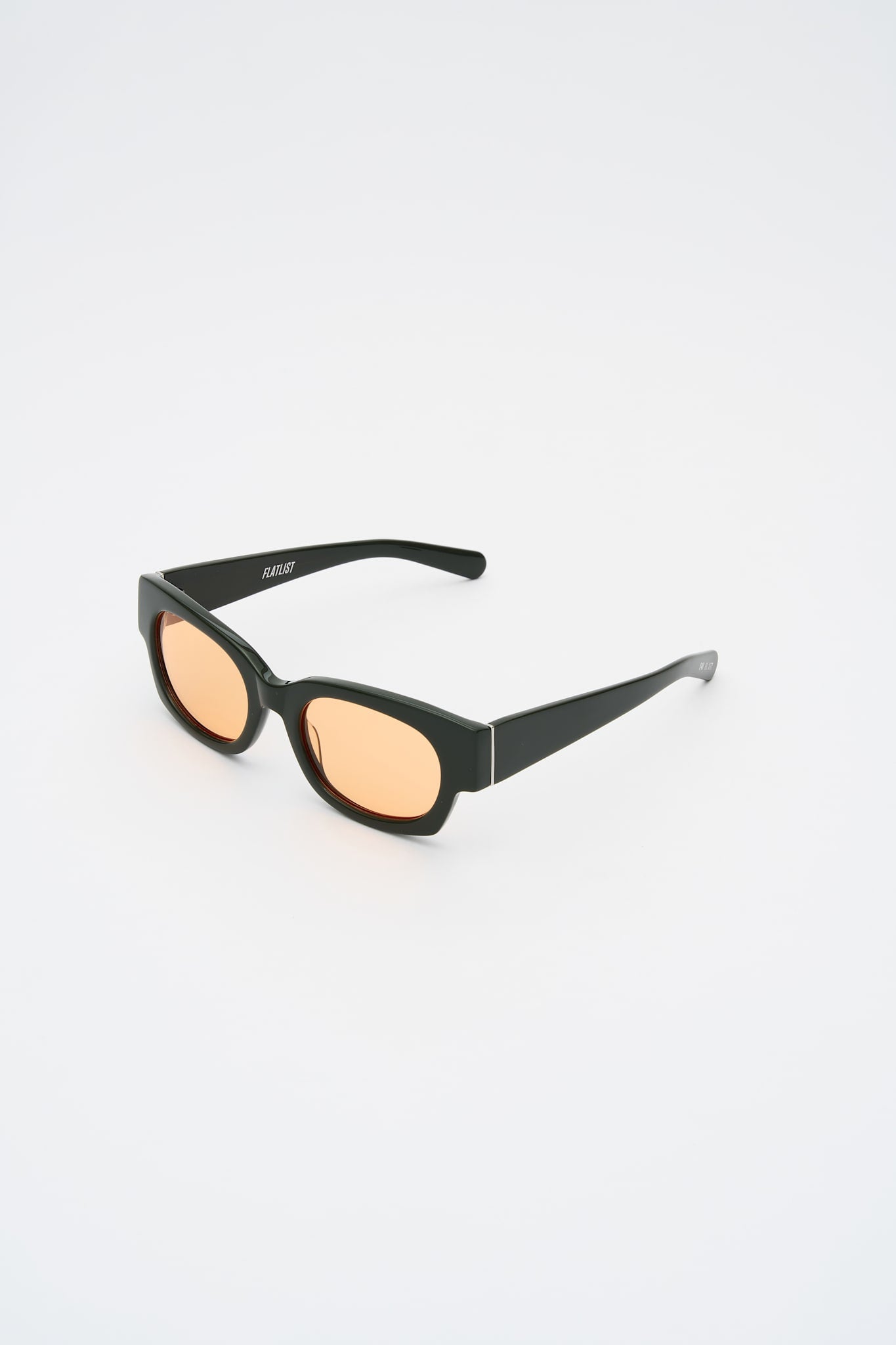 SHADE 01