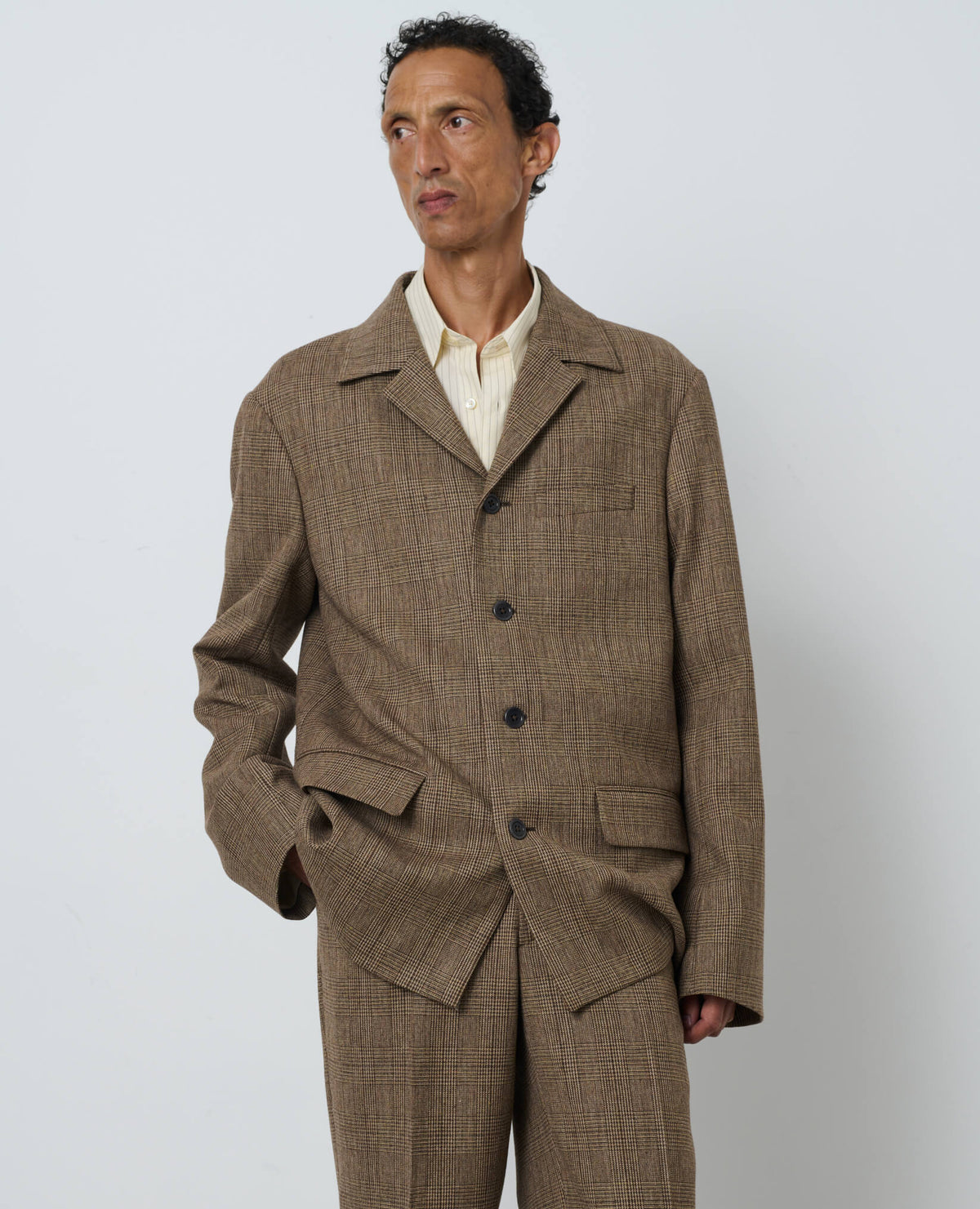 4 BUTTON BLAZER