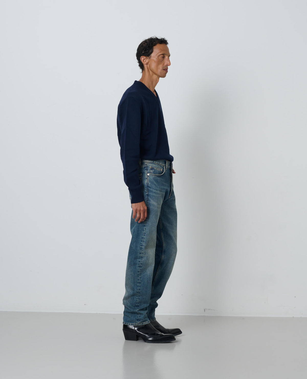 MOON MERINO V NECK