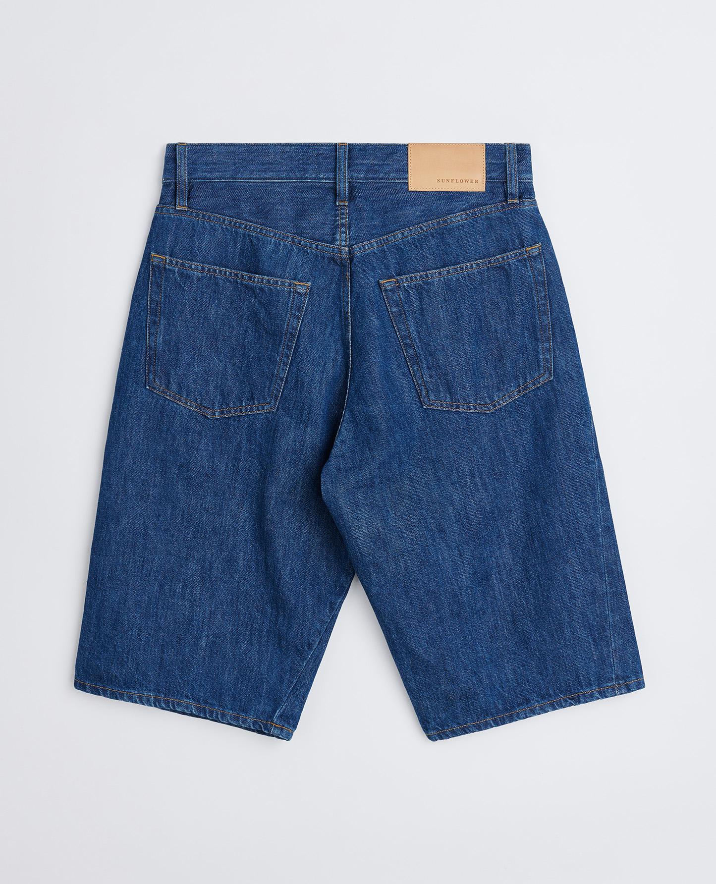 WIDE TWIST SHORTS . RINSE BLUE