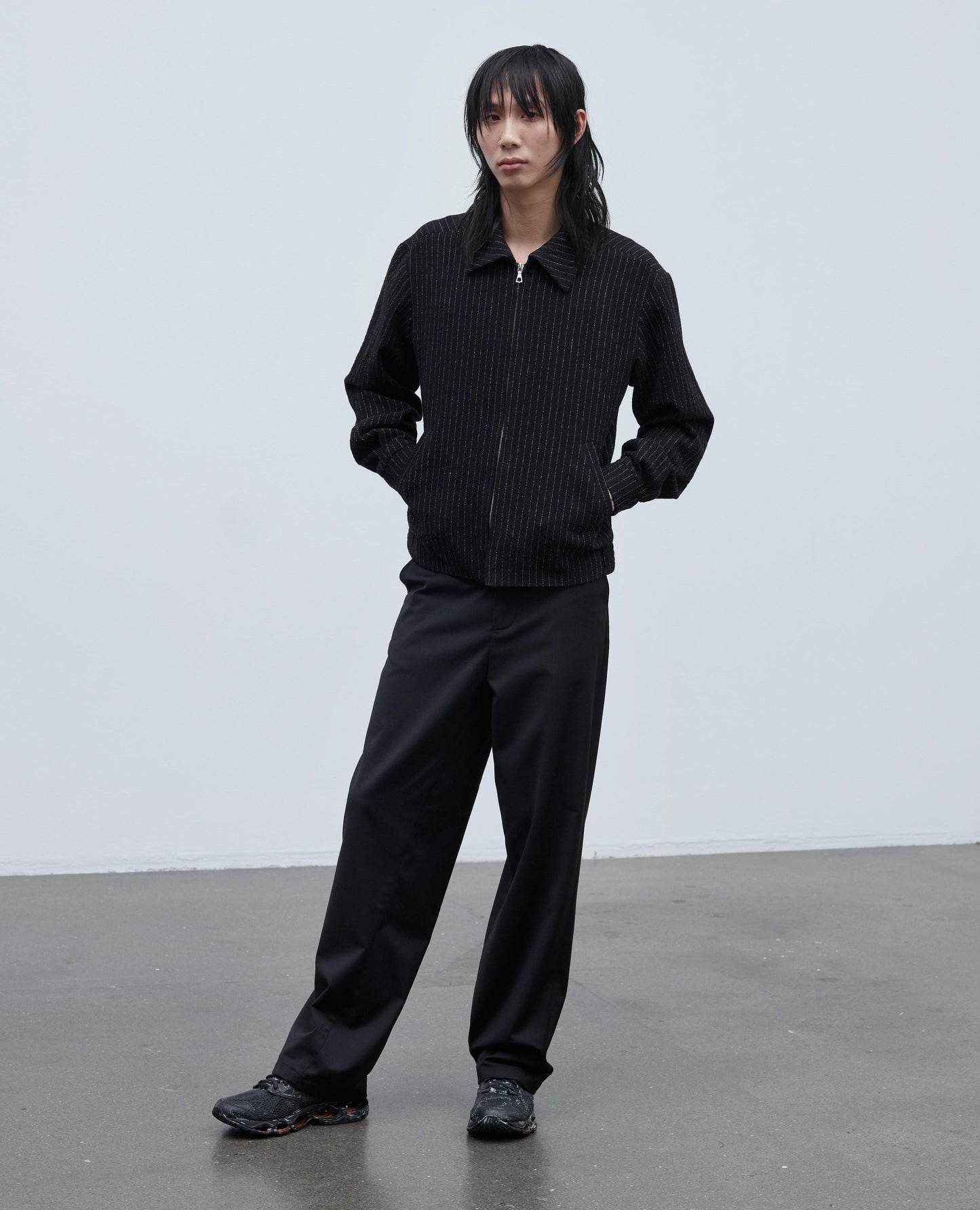 SHORT JACKET . BLACK